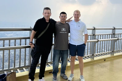 Exhibitions & Customers Visiting